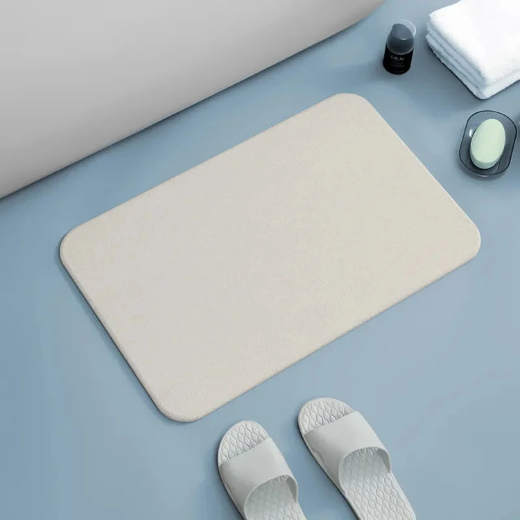 Absorbent bathroom mat for dormitories and home use