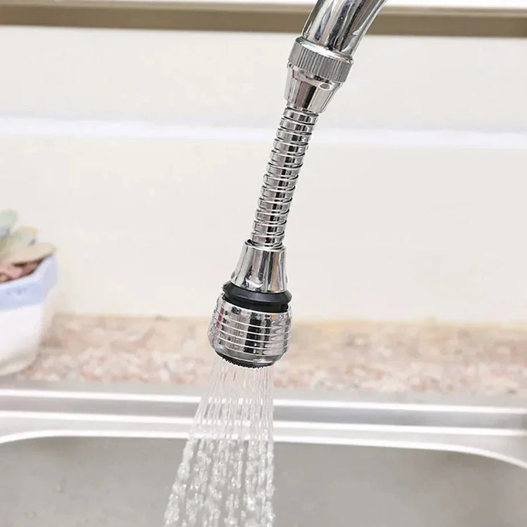 Water-saving faucet aerator attachment with 360° rotation for efficient dishwashing