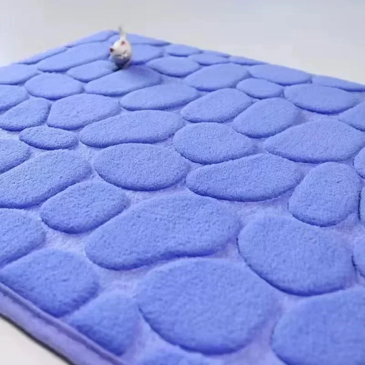 Super absorbent bath mat with cobblestone design