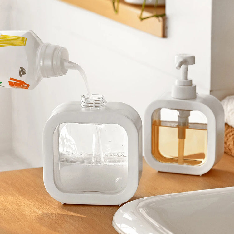 Large-capacity liquid soap dispenser suitable for travel, kitchen, and bathroom storage