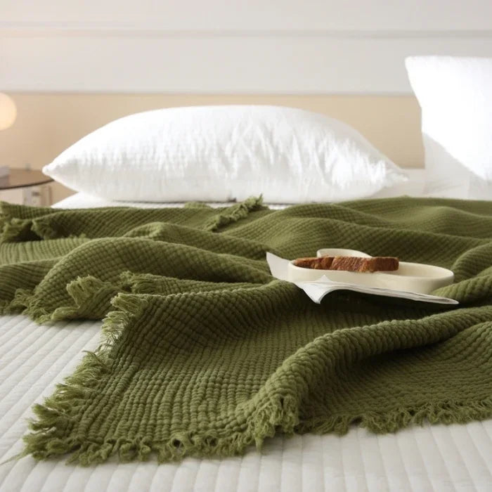 Breathable B&B style four-layer cotton blanket, retro look