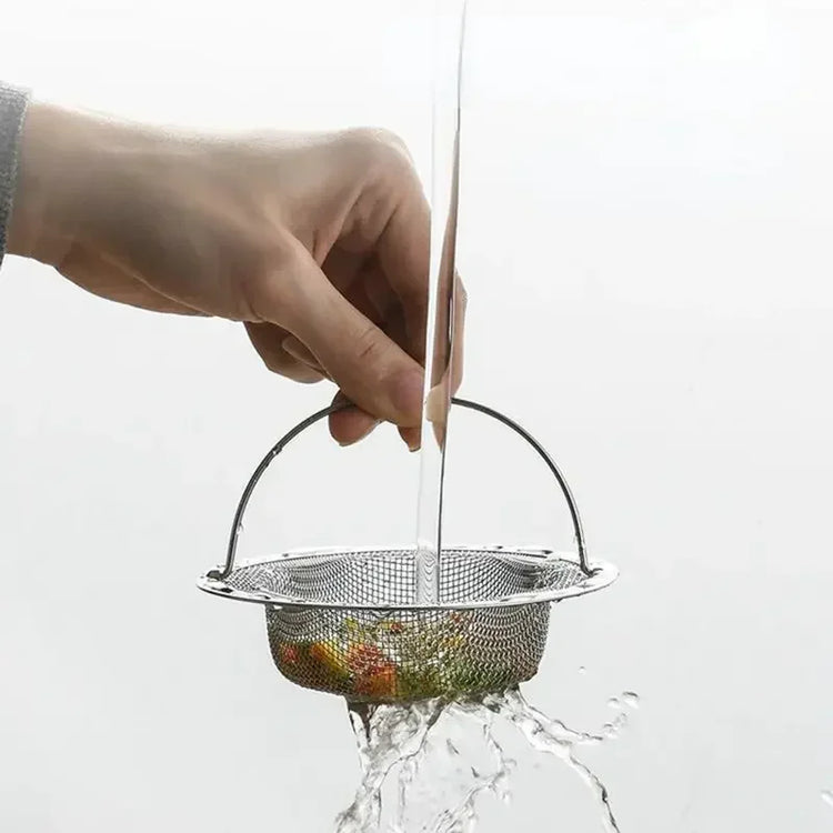 Easy-to-clean stainless steel drain catcher for preventing blockages in sink pipes