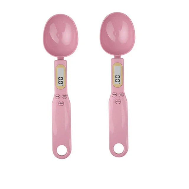 Electronic kitchen scale measuring 0.1–500g with detachable spoon