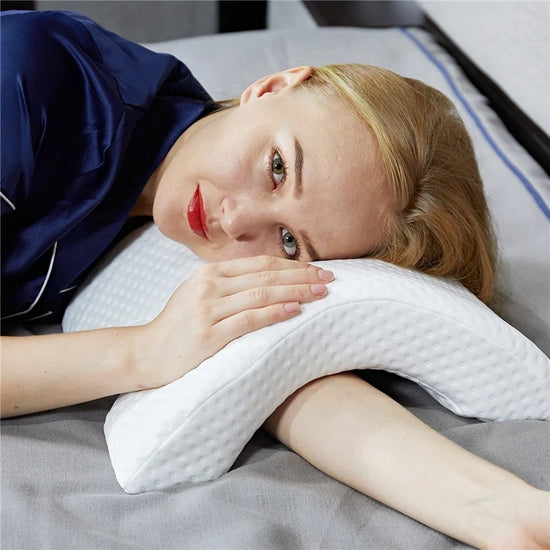 U-Shaped Curved Orthopedic Pillow for Sleep Memeory Foam Hand Pillow Hollow Orthopedic Products Neck Pillow Travel Side Sleepers