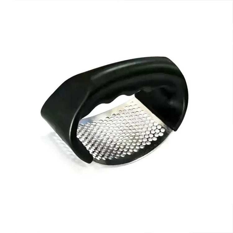 Manual garlic mincer designed for efficient garlic chopping