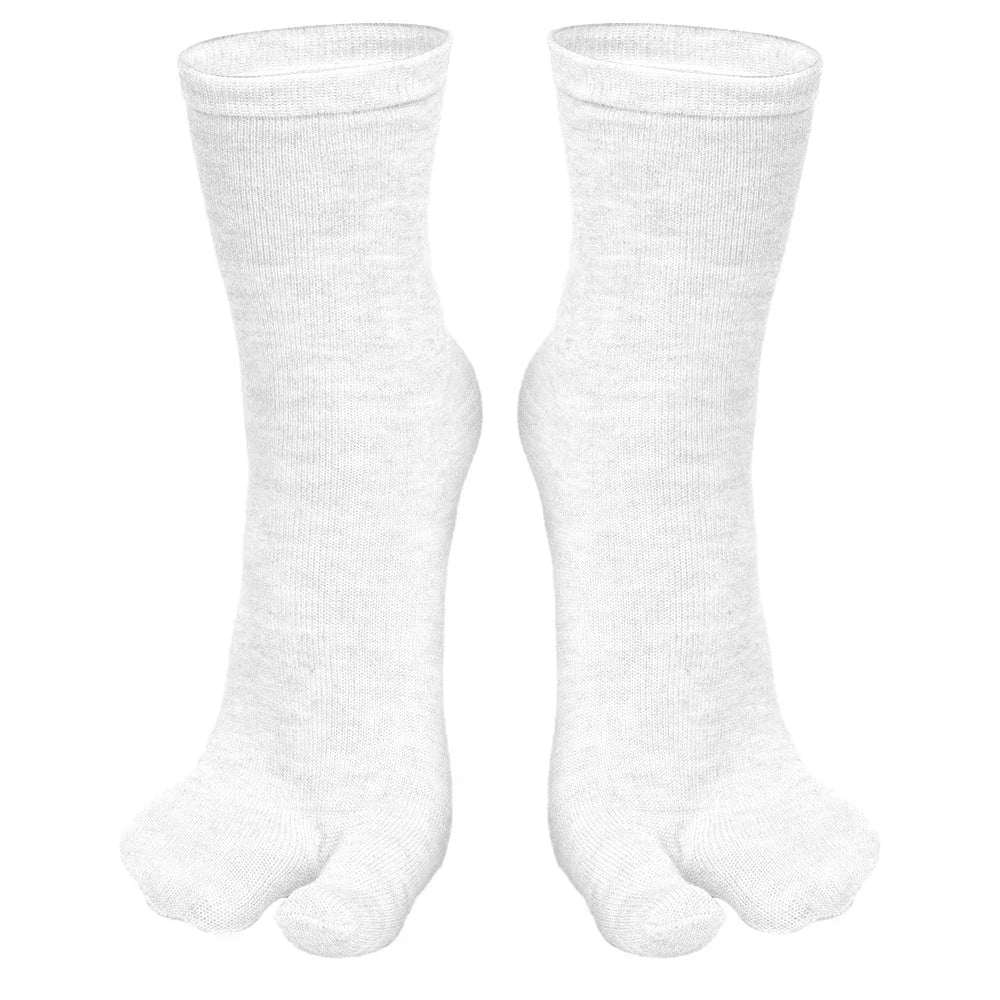 Fashionable summer tabi socks for men and women