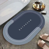 Bathroom mat with fast-drying coral velvet surface