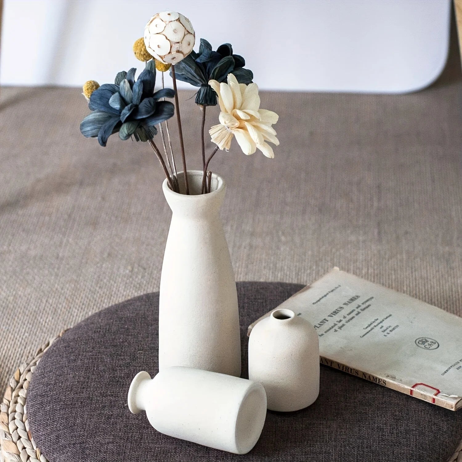 Set of 3 ceramic vases in neutral tones, ideal for rustic and farmhouse home decor