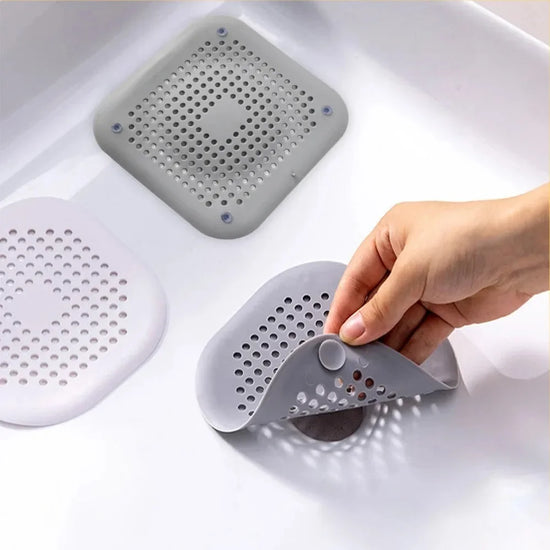 Silicone sink strainer to prevent clogs and blockages in drains