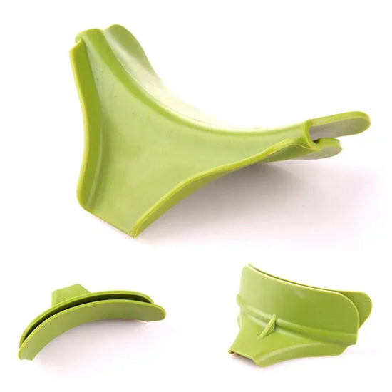 1 Pcs Funnel Anti-spill Silicone Slip on Pour Soup Spout Funnel for Pots Pans and Bowls and Jars Kitchen Gadget Tool