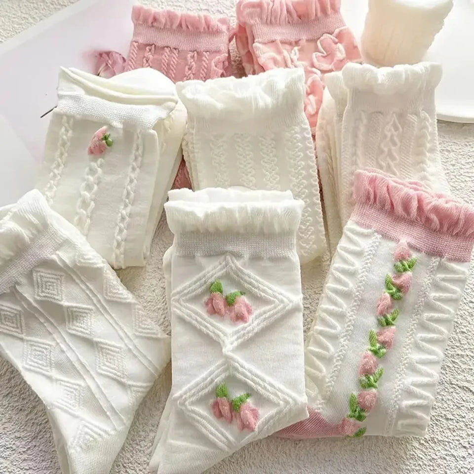 Soft and fashionable Lolita-style girl socks