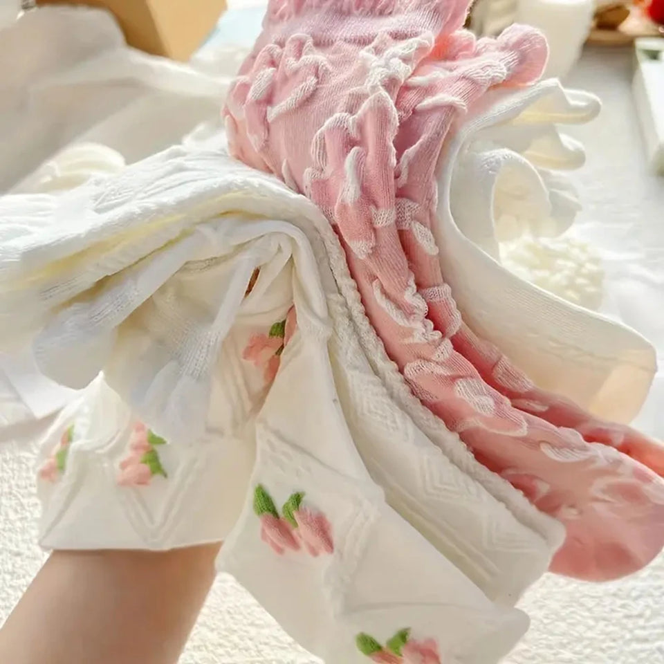Soft and fashionable Lolita-style girl socks